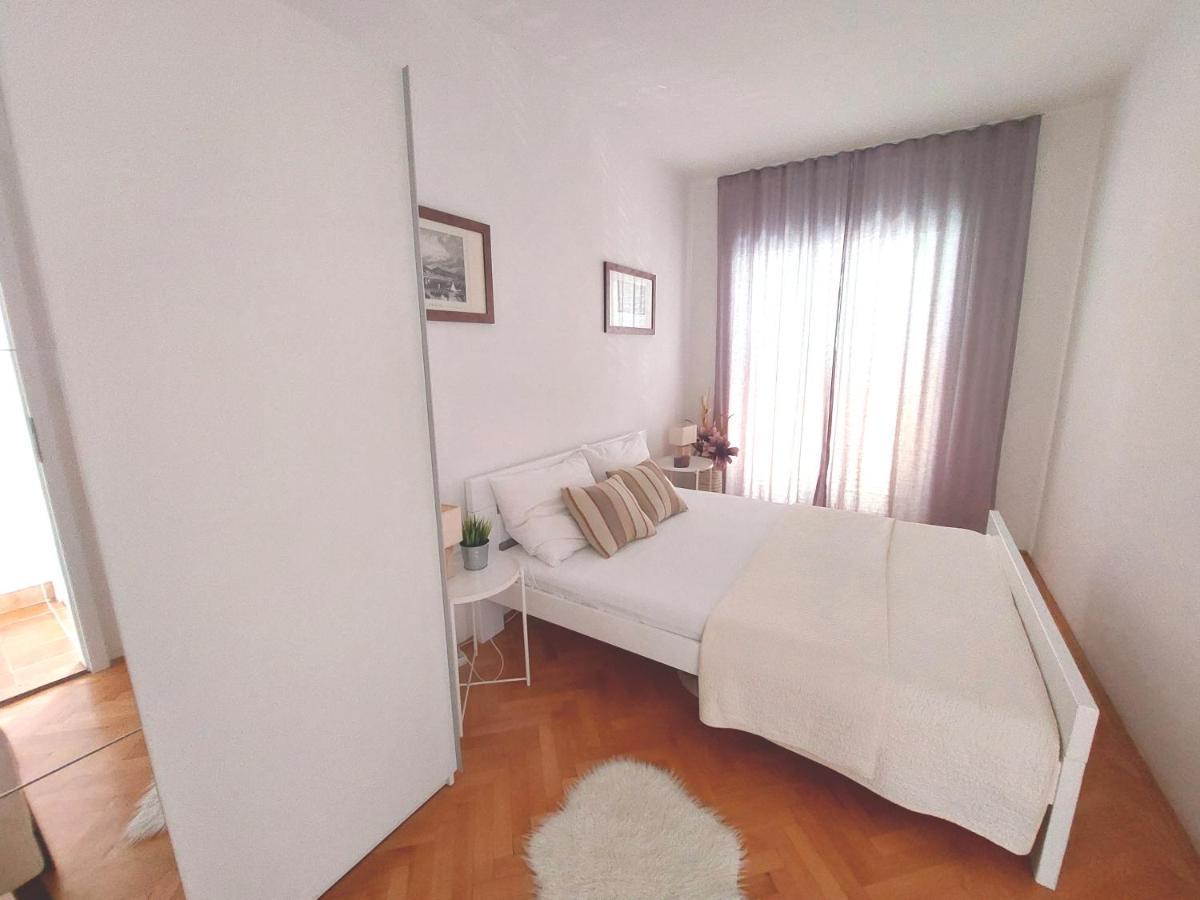 Gulin Apartments Vodice Exterior photo